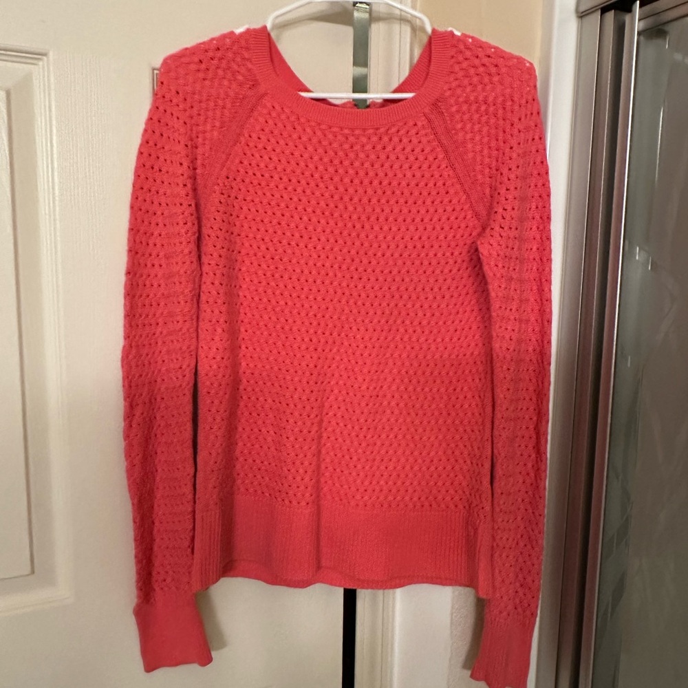 Women’s Coral Knit Sweater - Lightweight Textured Crewneck